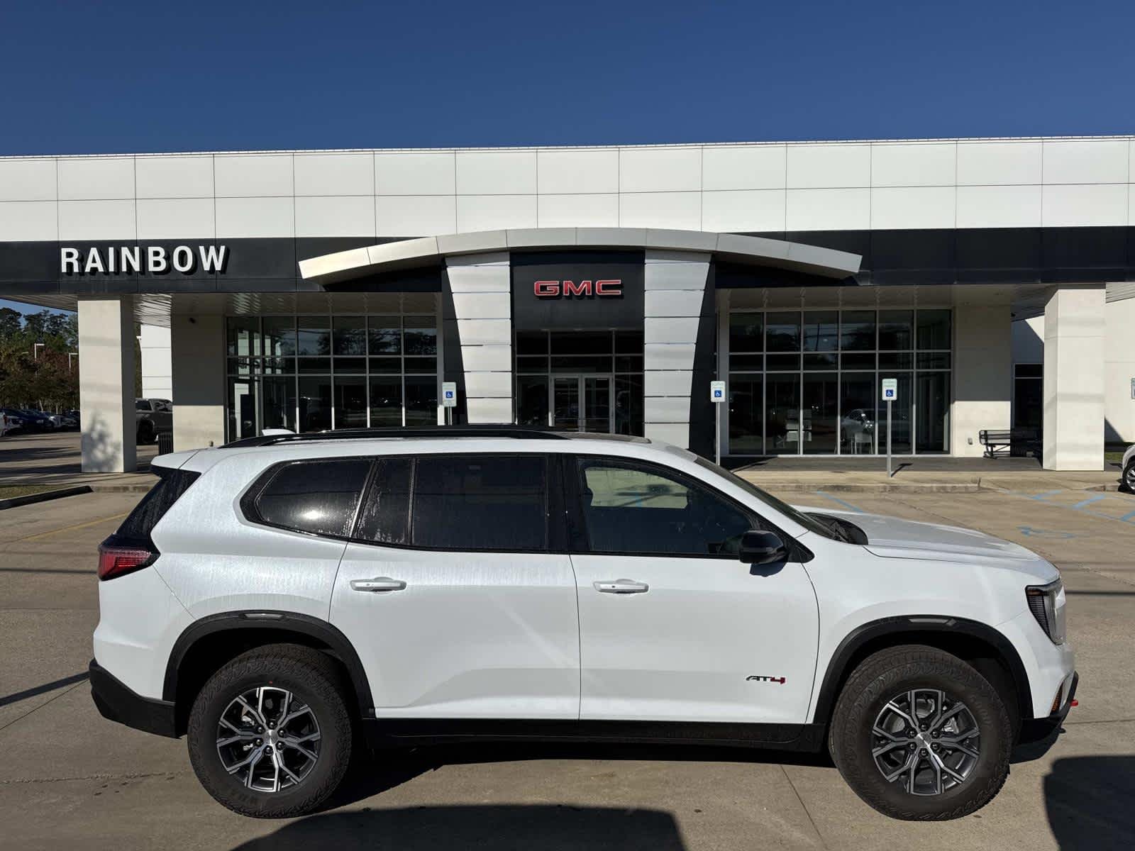 2026 GMC Acadia AT4