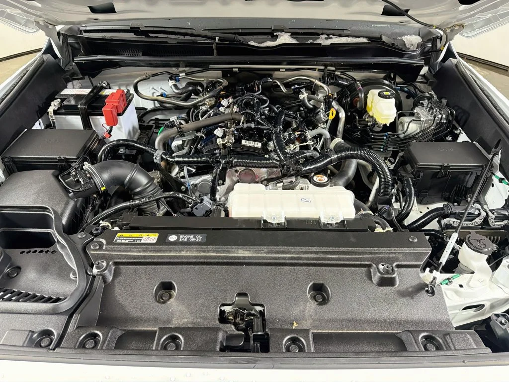 Used 2026 White Toyota SR5 image 27