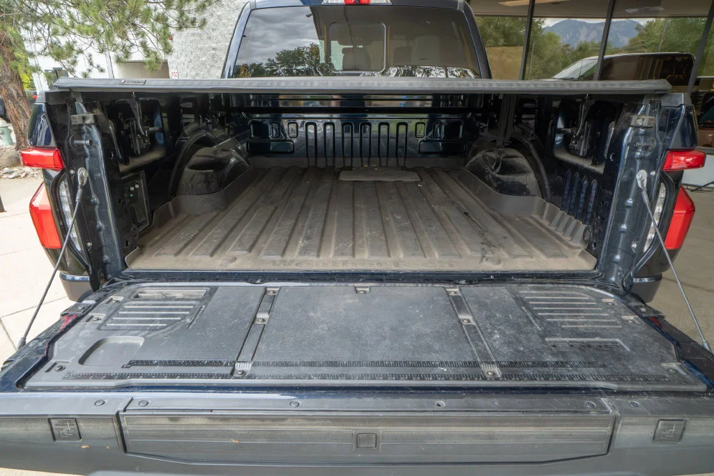 Used 2023 Blue Ford Lariat image 20