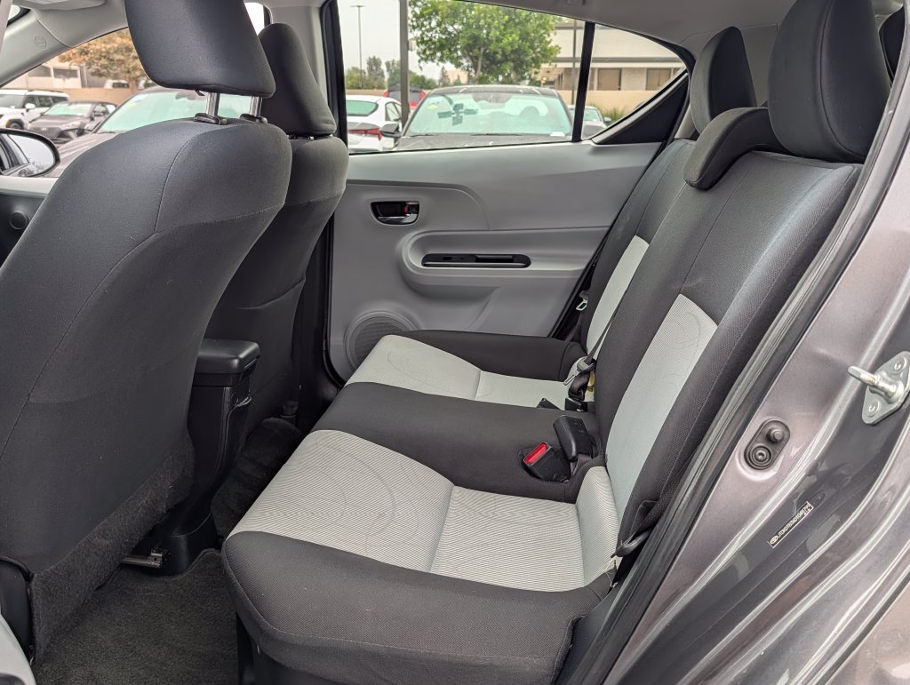 2013 Toyota Prius c Three - Photo 12
