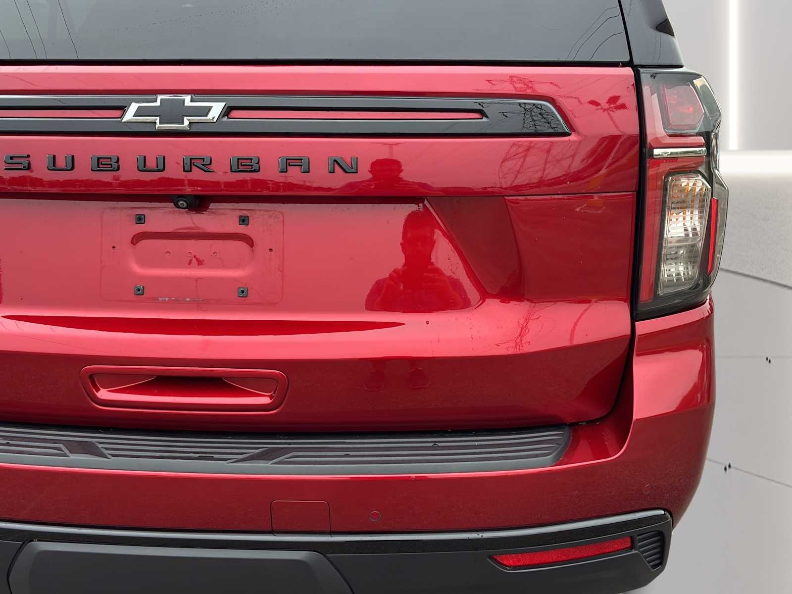 2024 Chevrolet Suburban Z71 - Photo 37