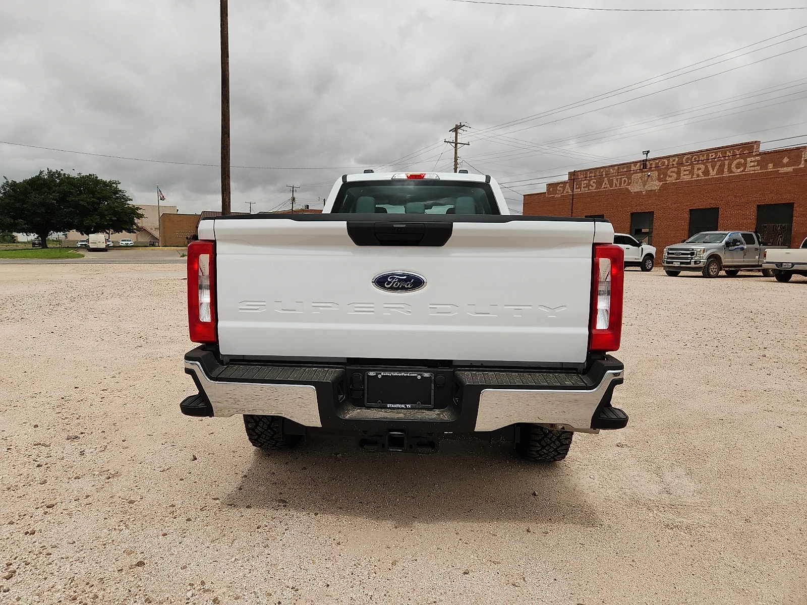 New 2026 Oxford White Ford F-250® XL image 6
