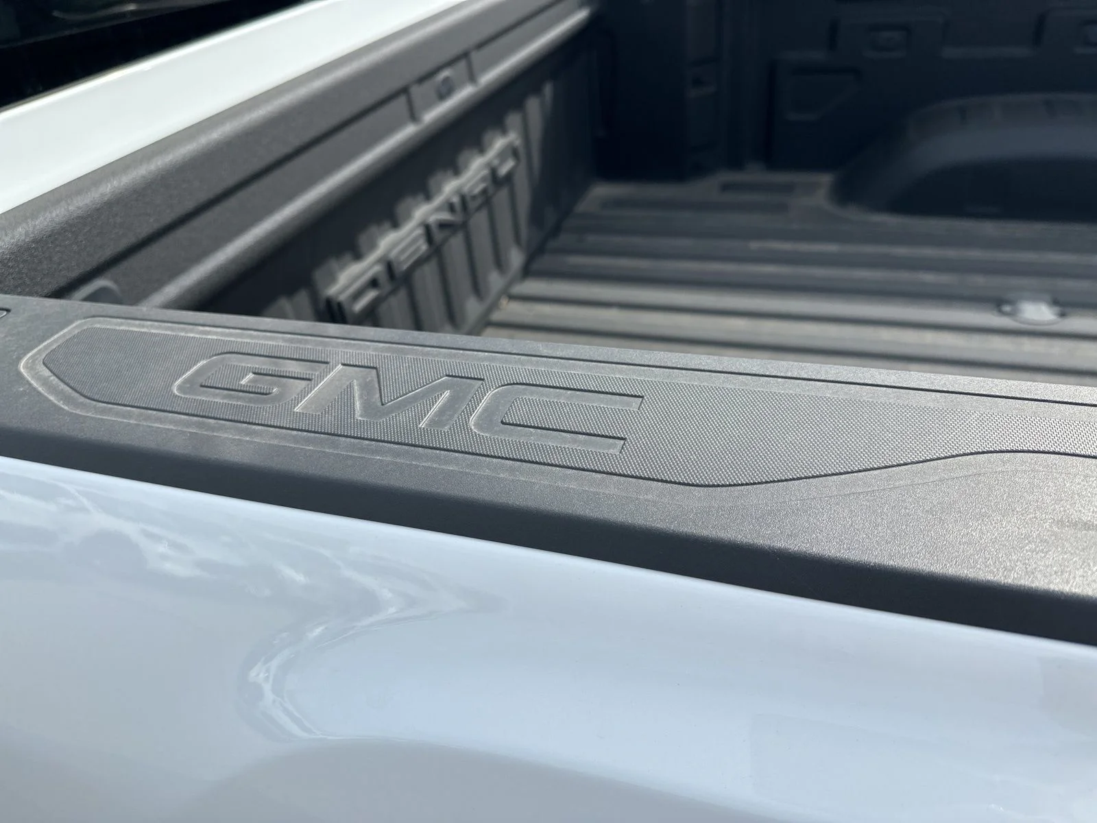 2024 GMC Sierra 2500HD Denali - Photo 13