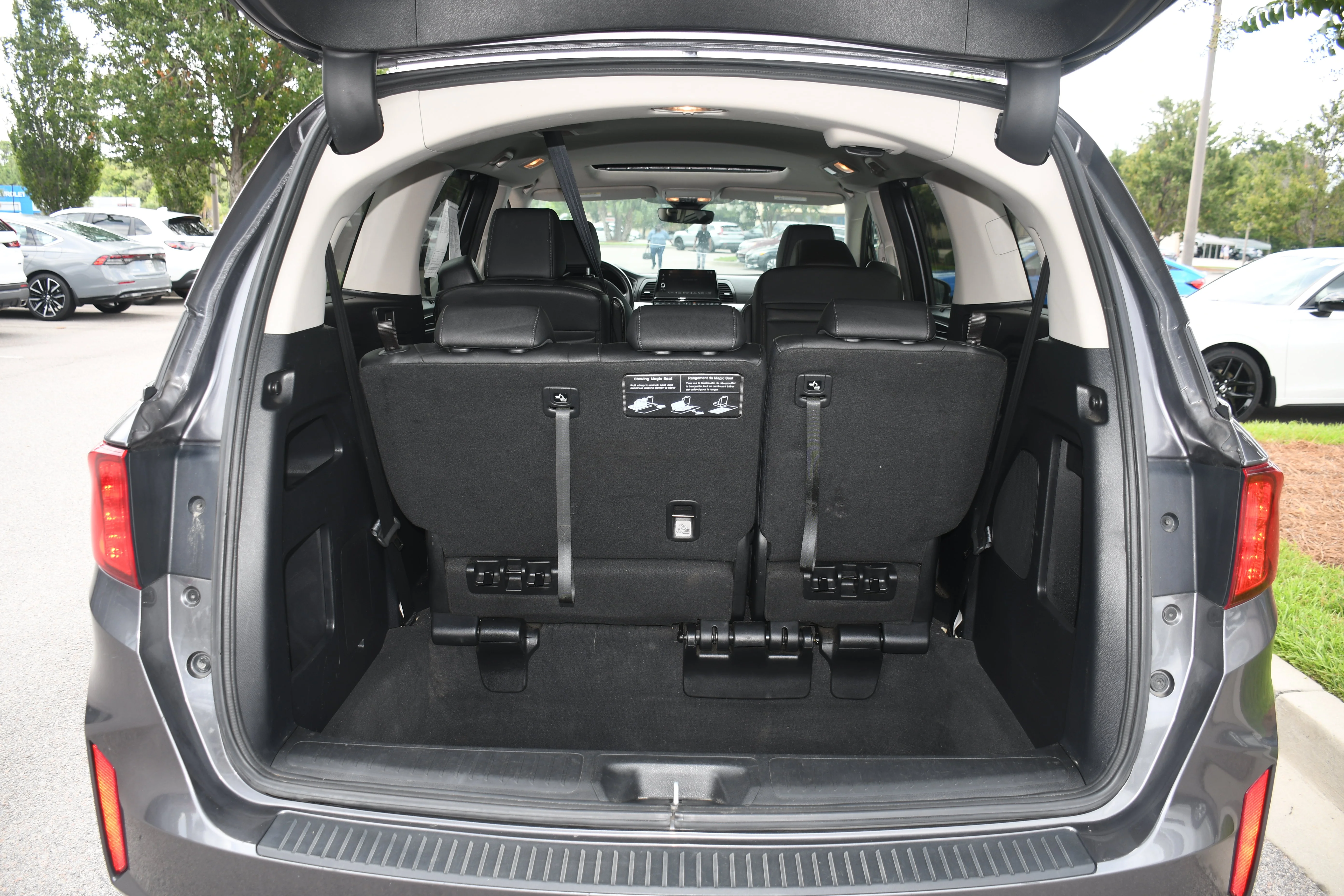 Used 2025  Honda EX-L image 19