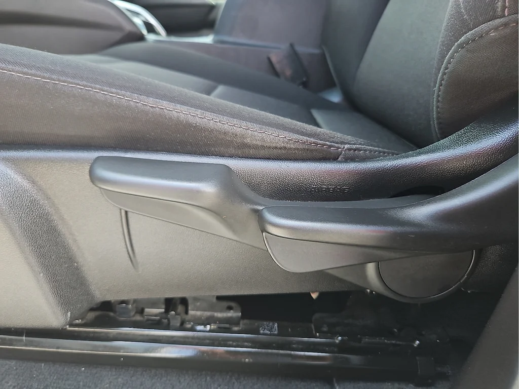 Used 2024 Summit White Chevrolet Trail Boss image 14