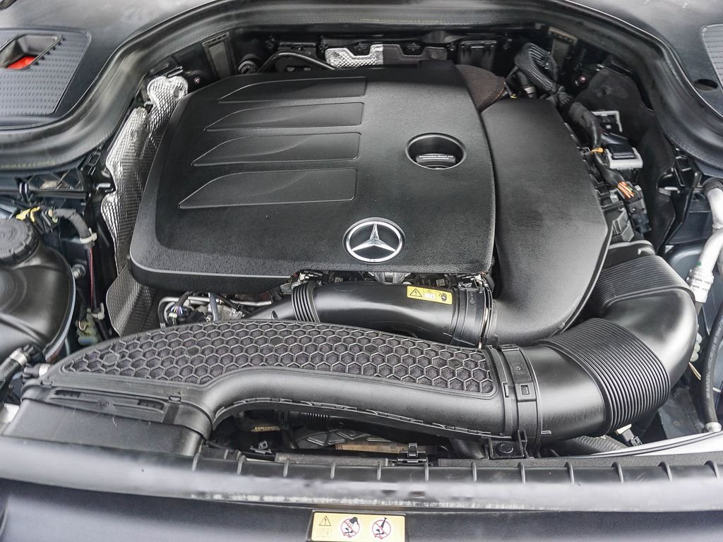 Used 2021 Gray Mercedes-Benz GLC 300 image 25
