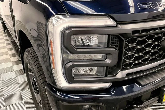 Used 2024 Antimatter Blue Metallic Ford Lariat image 34
