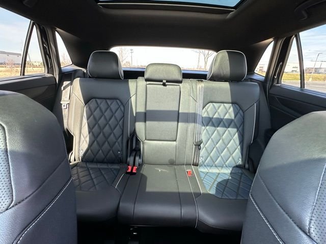 2026 Volkswagen Atlas Cross Sport SEL Premium R-LINE - Photo 28