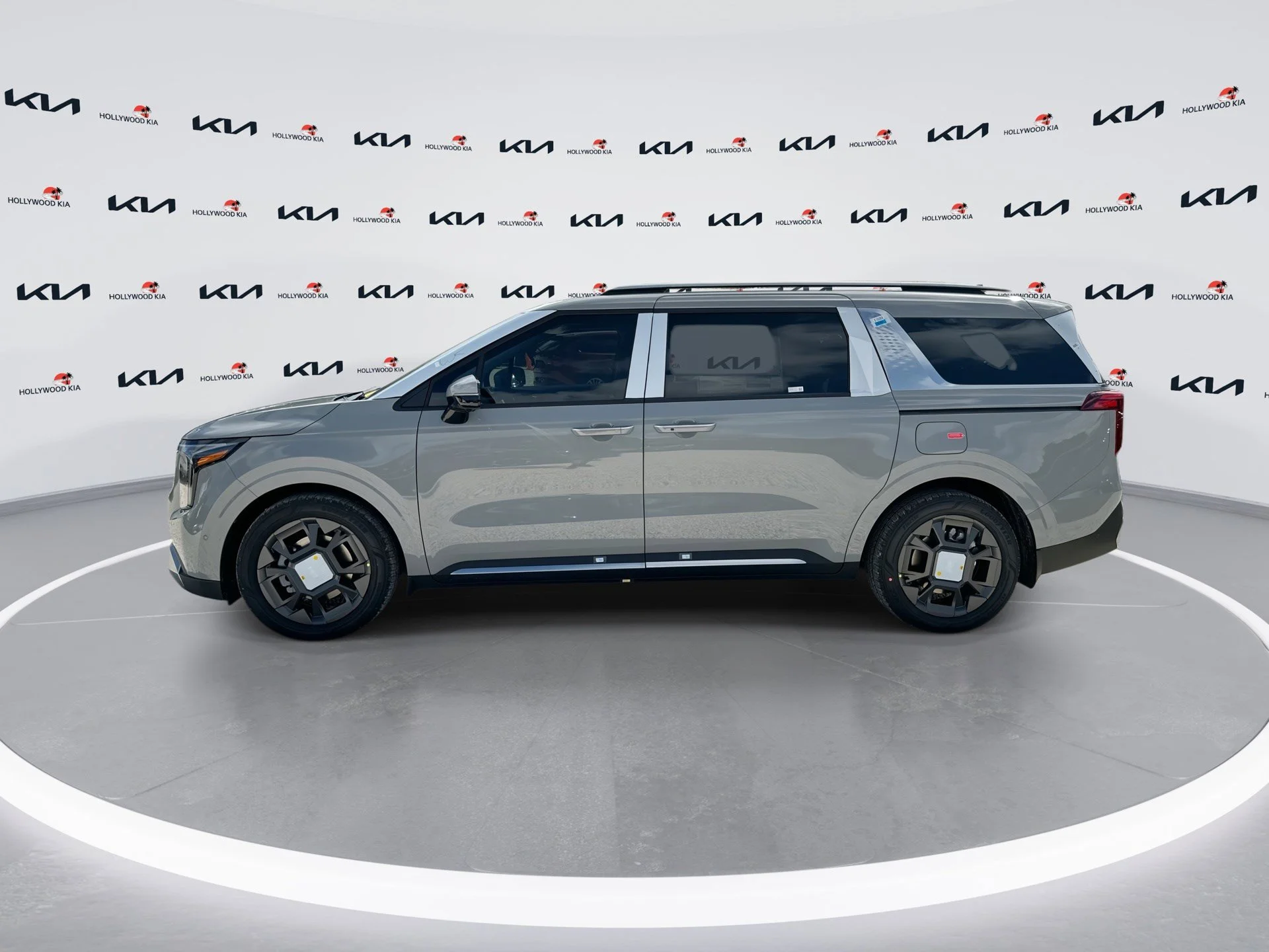 New 2026 Ceramic Silver Kia SX image 5