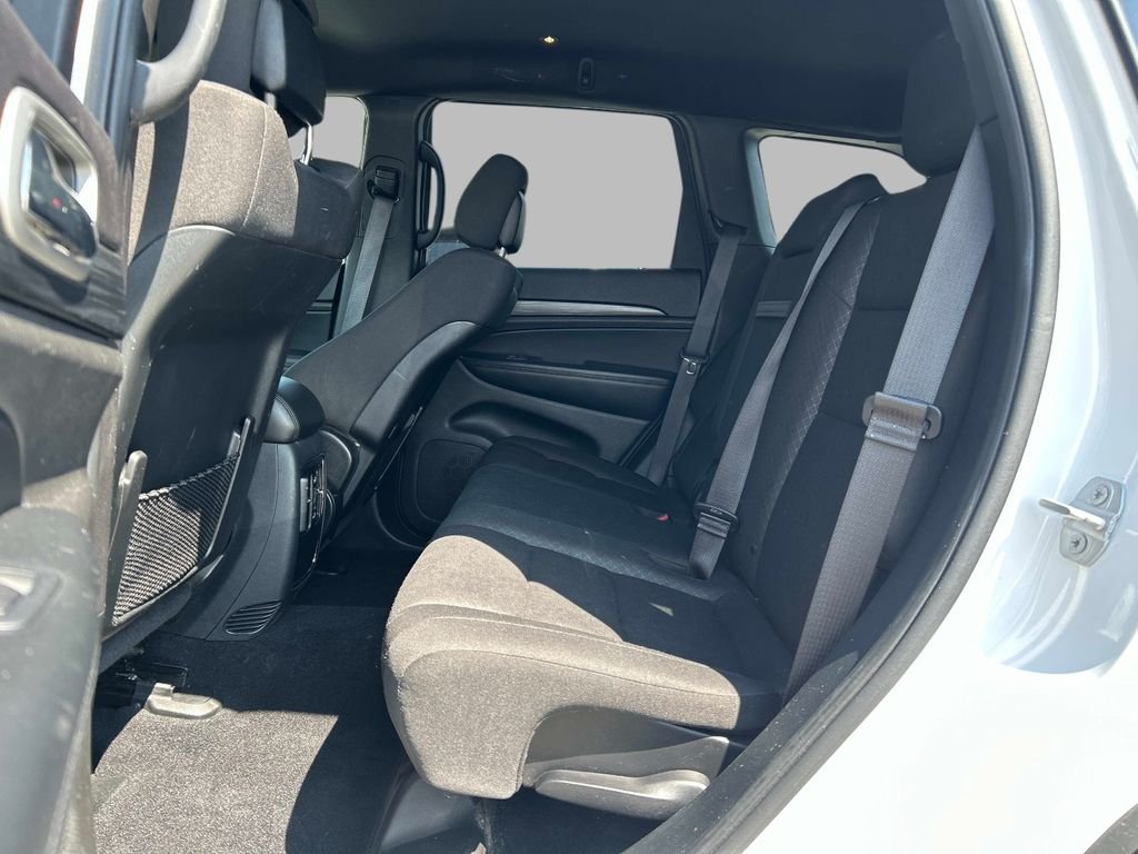Used 2020 White Jeep Laredo E image 15