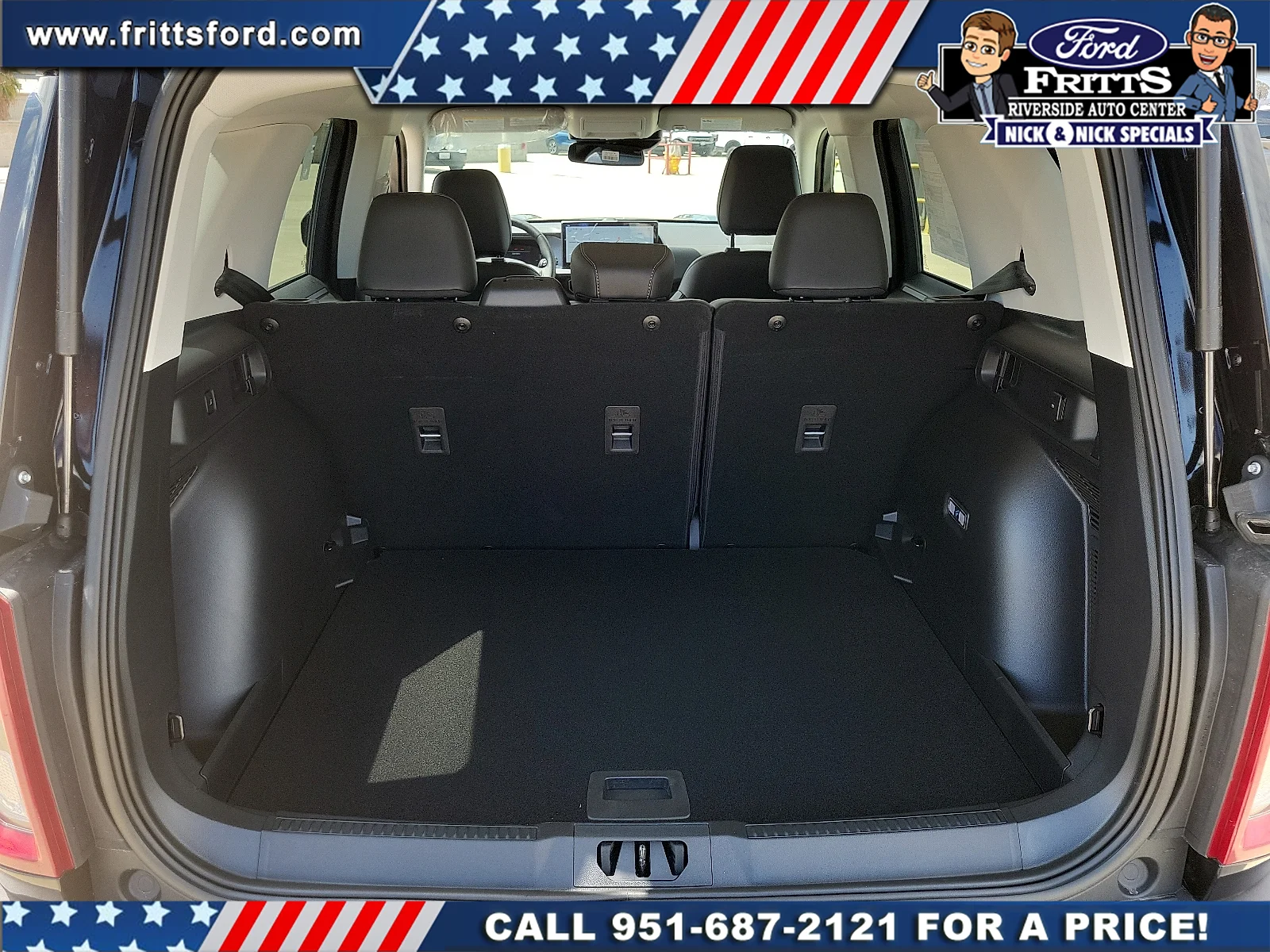 New 2026 Shadow Black Ford Outer Banks® image 23