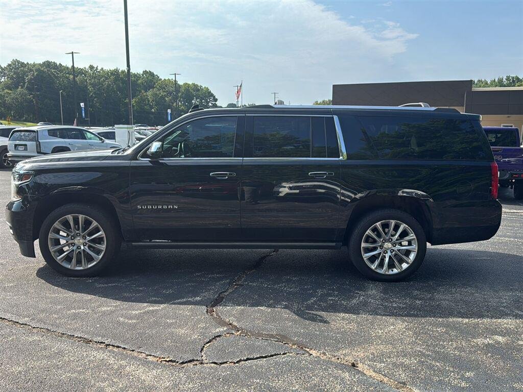 Used 2019 Black Chevrolet Premier image 6