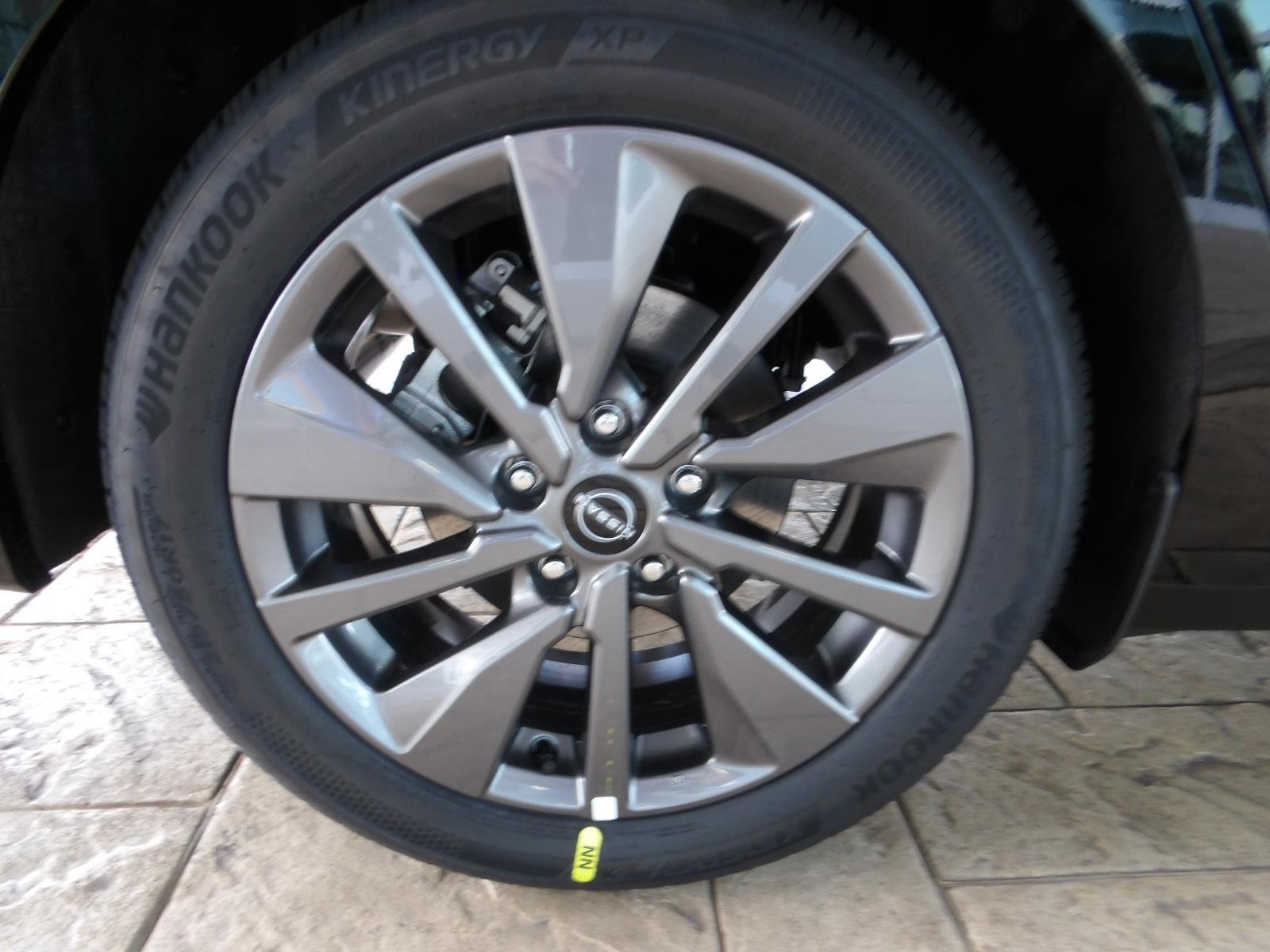 New 2026 Super Black Nissan SL image 12