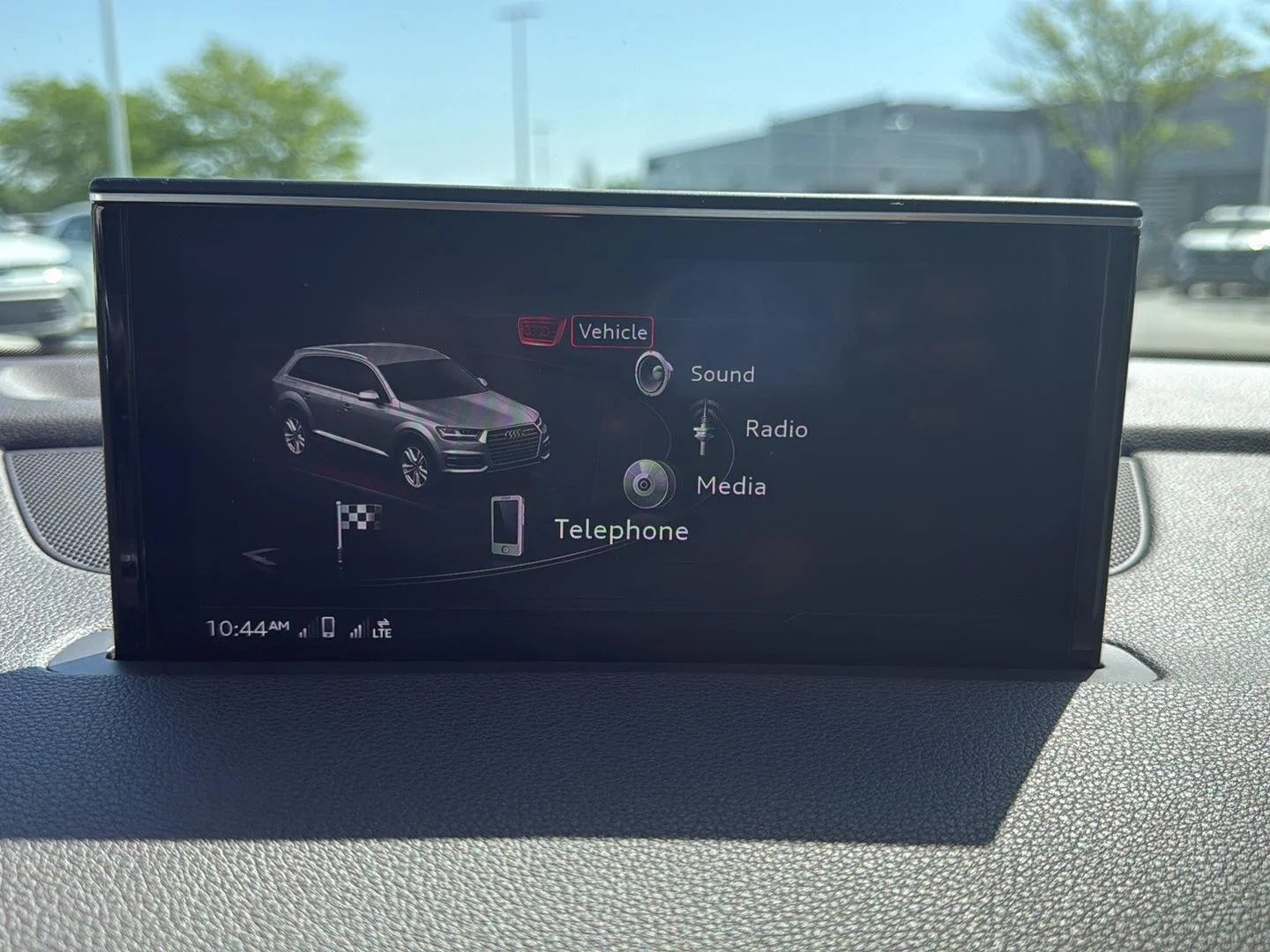 Used 2019 WHITE Audi Premium Plus image 23