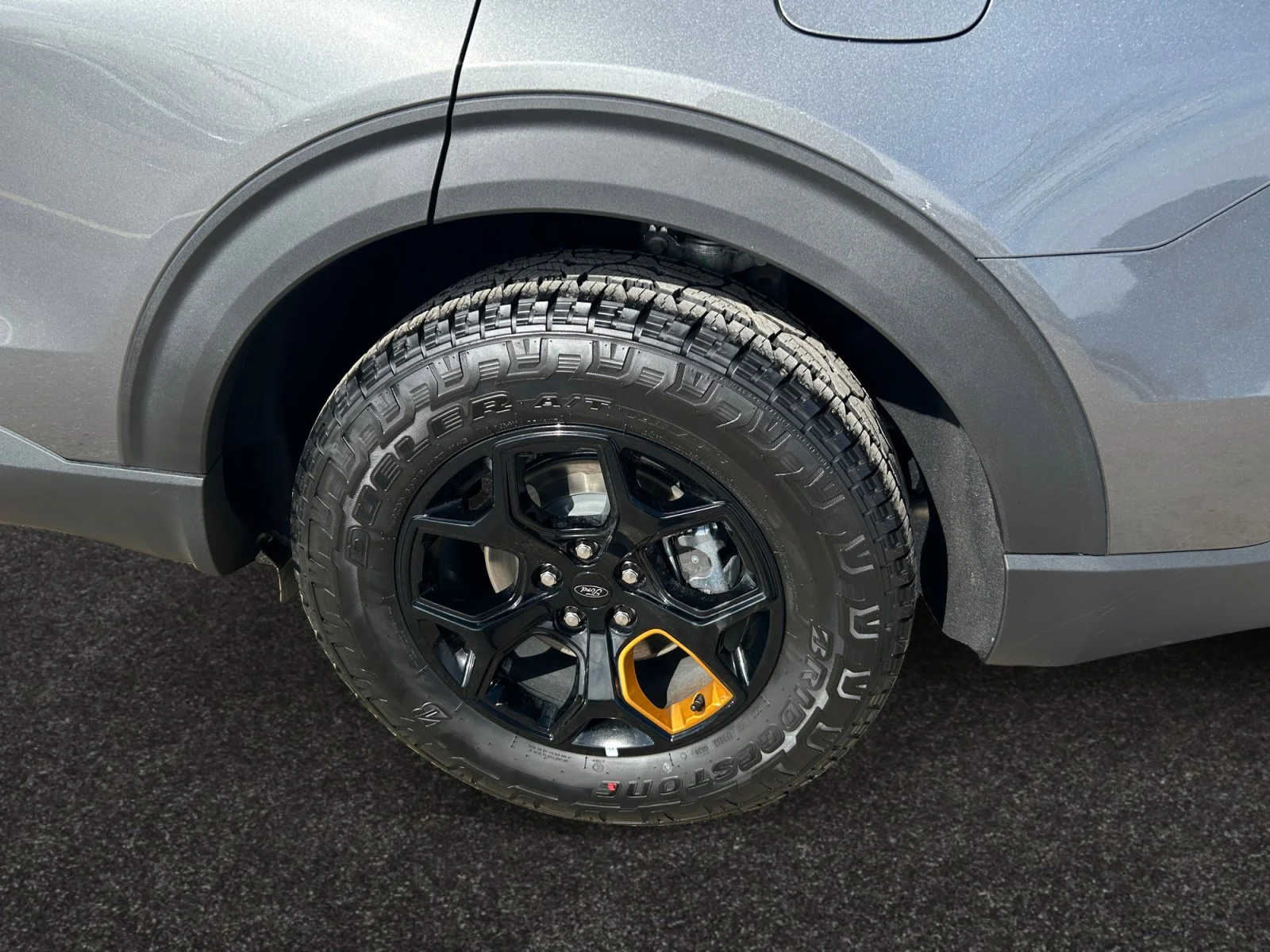 New 2026 Carbonized Grey Metallic Ford Tremor image 9
