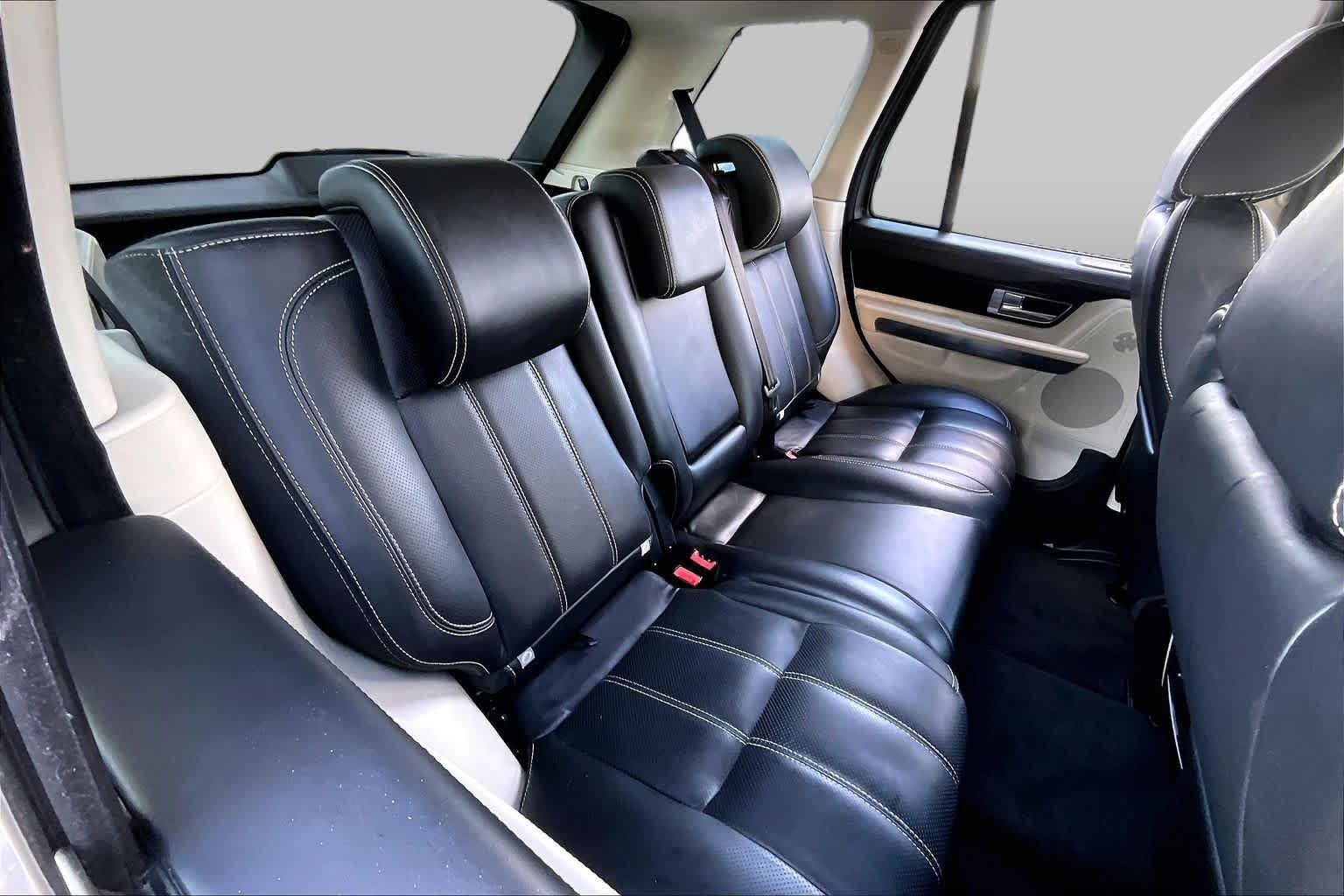 Used 2013 Fuji White Land Rover HSE LUX image 19