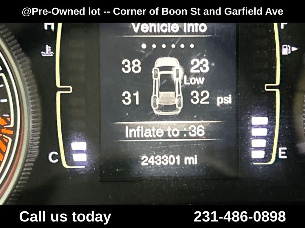 Used 2015 Red Jeep Latitude image 26