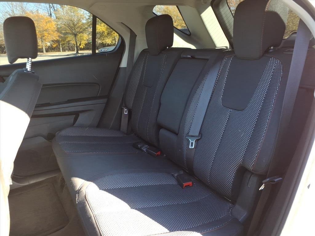 Used 2017 Summit White Chevrolet LS image 11