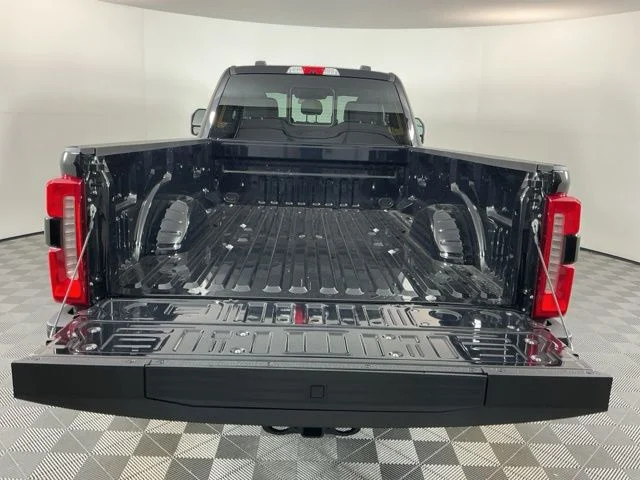 New 2026 Agate Black Metallic Ford XL image 7
