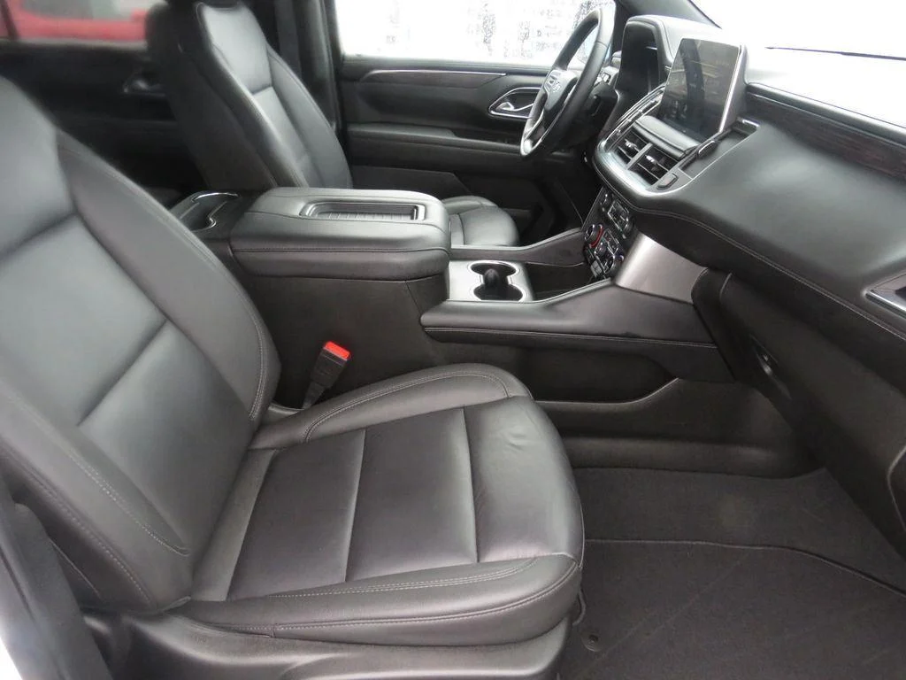 Used 2024 Summit White Chevrolet Z71 image 13