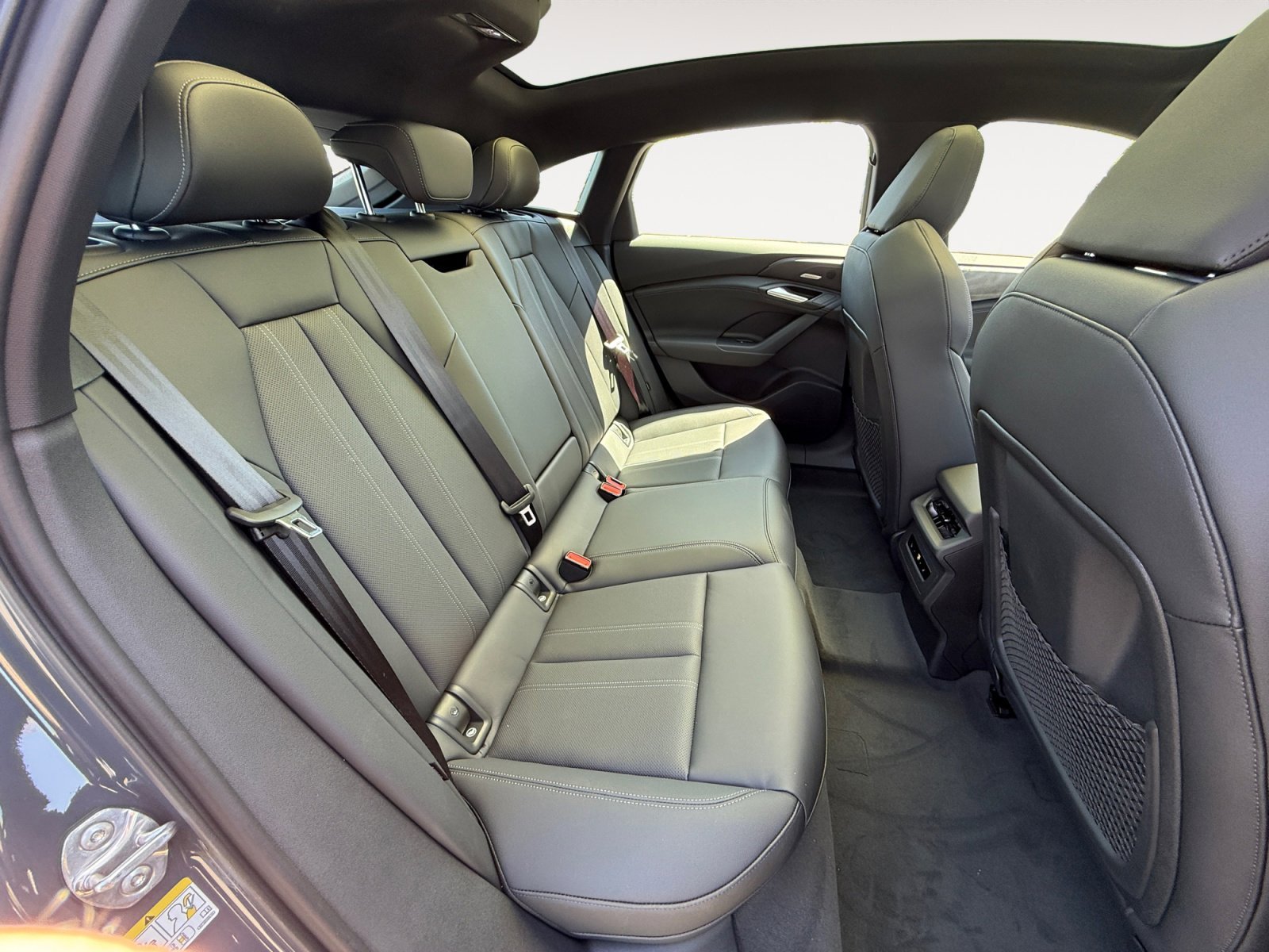 New 2027 Magnet Gray Audi Premium Plus quattro image 18