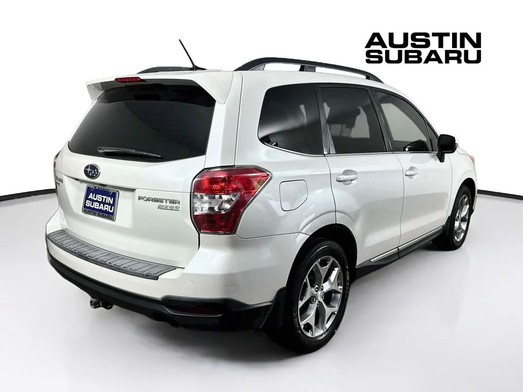 Used 2015 White Subaru 2.5i Touring image 7