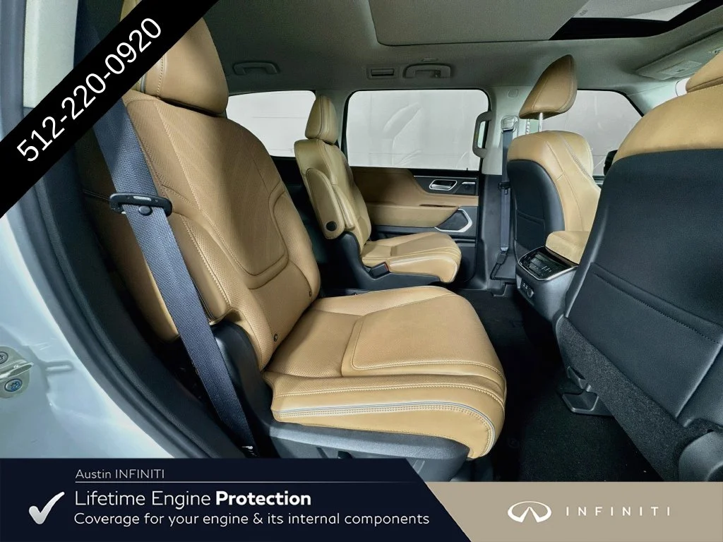 New 2027 White INFINITI LUXE image 37