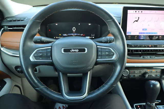 Used 2022 Laser Blue Pearlcoat Jeep Limited image 12