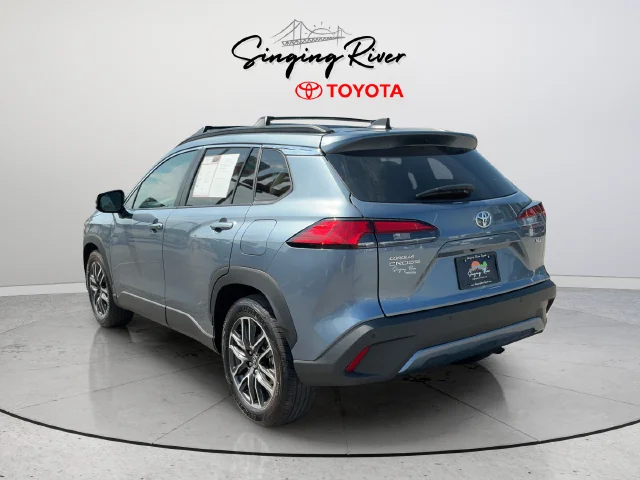 Used 2026  Toyota XLE image 5