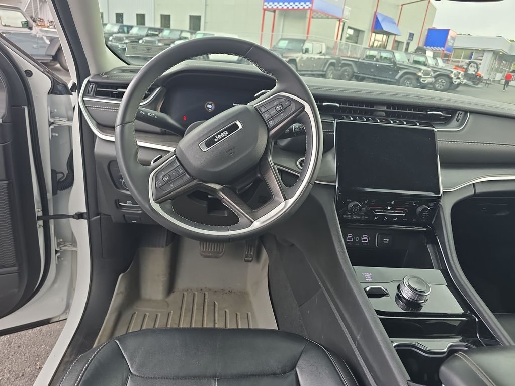 Used 2023 White Jeep Limited image 13