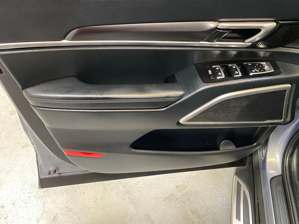 Used 2025 Silver Kia S image 19