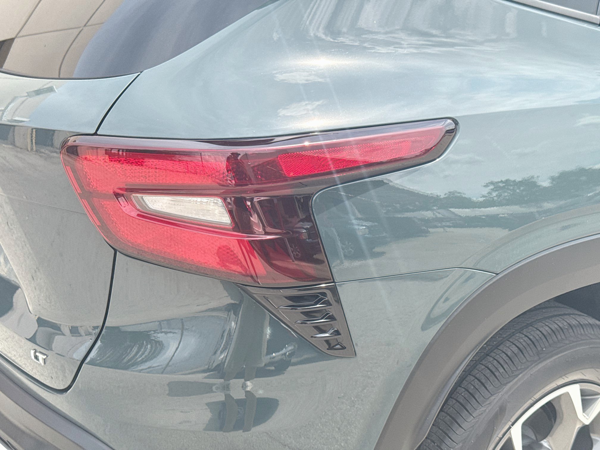 2025 Chevrolet Trax LT - Photo 24