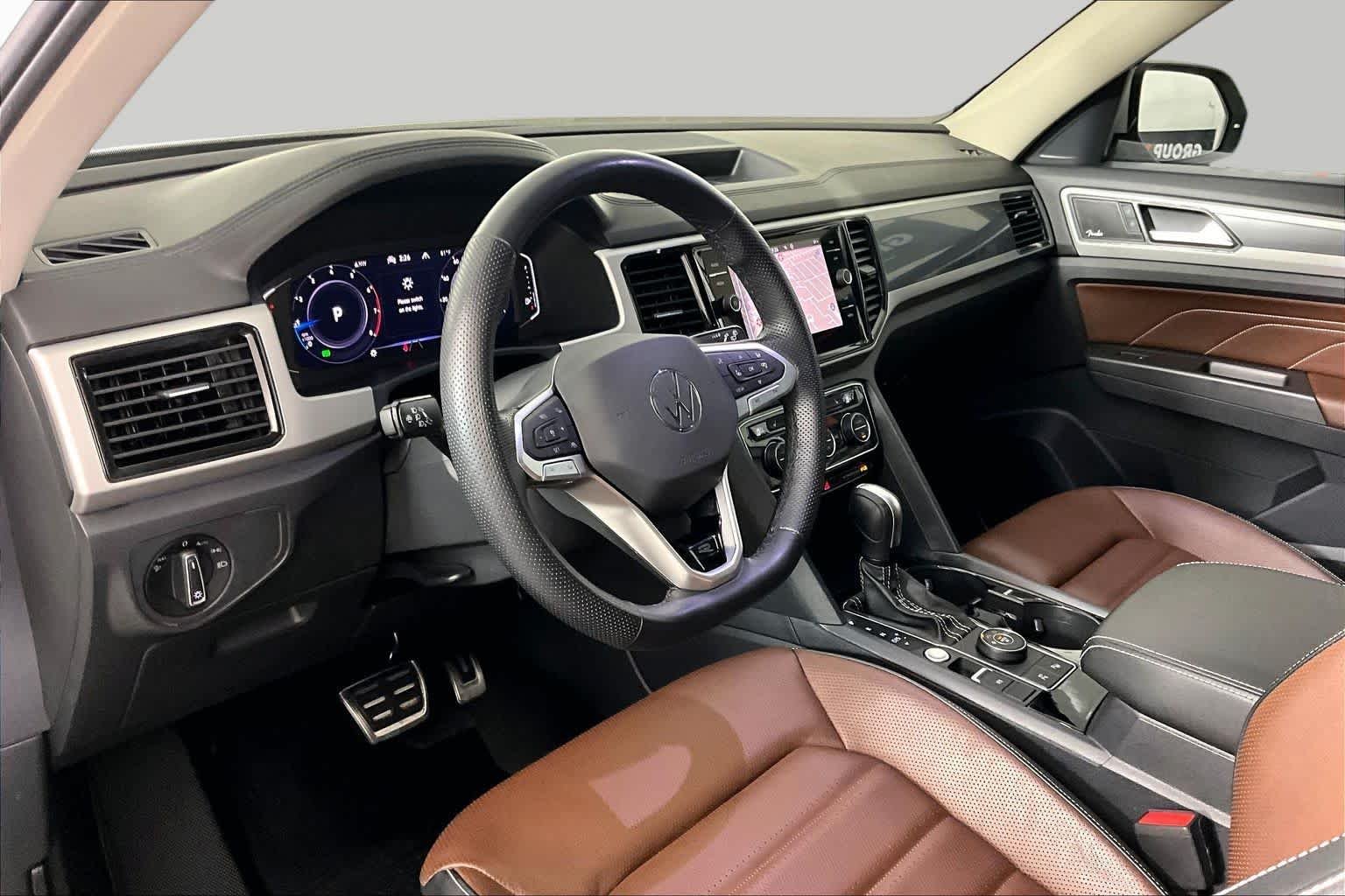 2023 Volkswagen Atlas SEL Premium R-Line - Photo 23