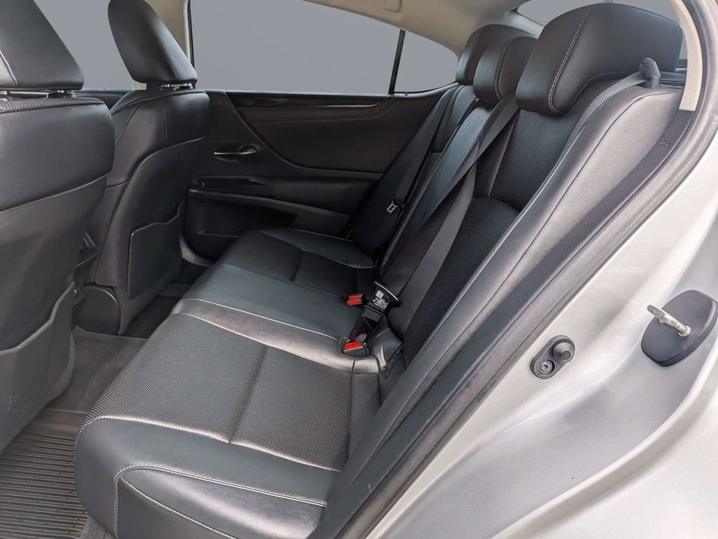 Used 2021 Silver Lexus 350 image 18