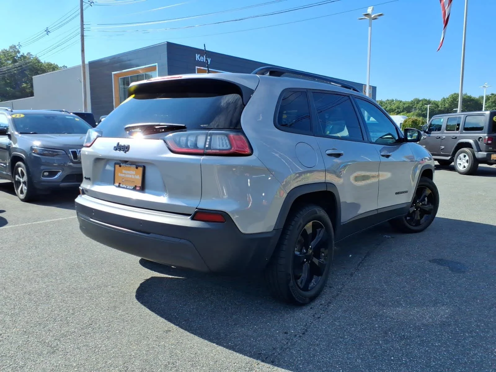 Certified Used 2021 Billet Silver Metallic Clear Coat Jeep Altitude image 7