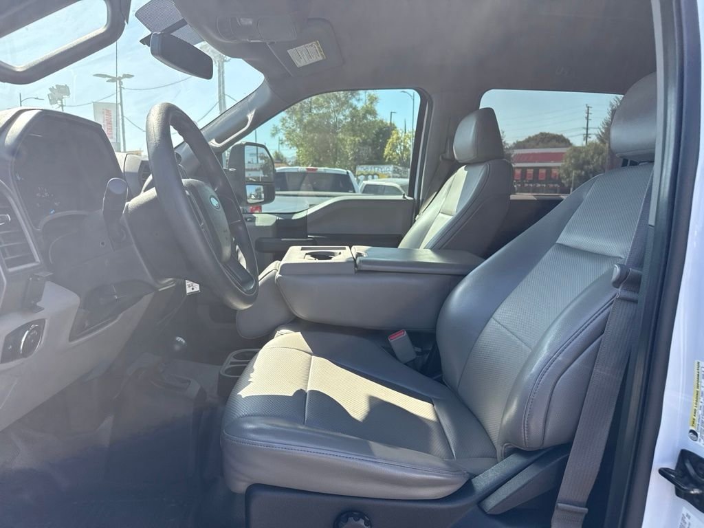 Used 2017 White Ford XL image 12