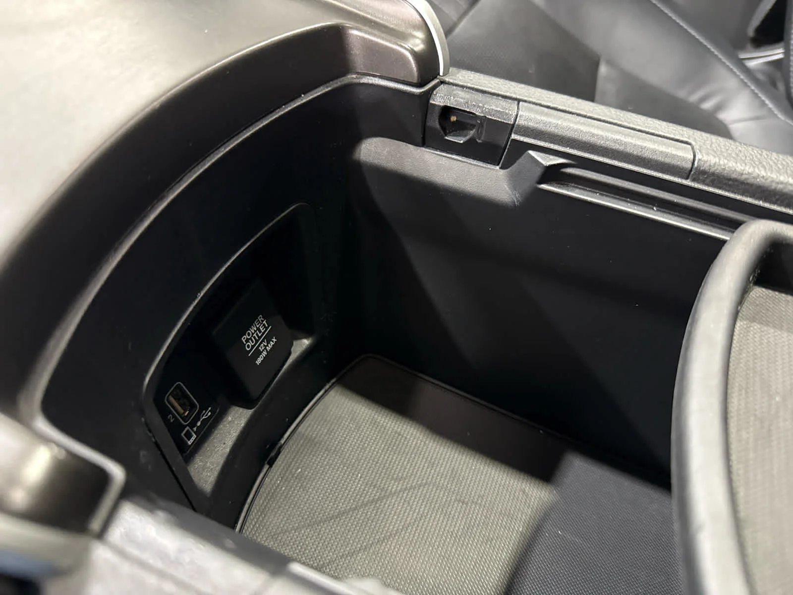 Used 2018 Black Honda EX-L image 22