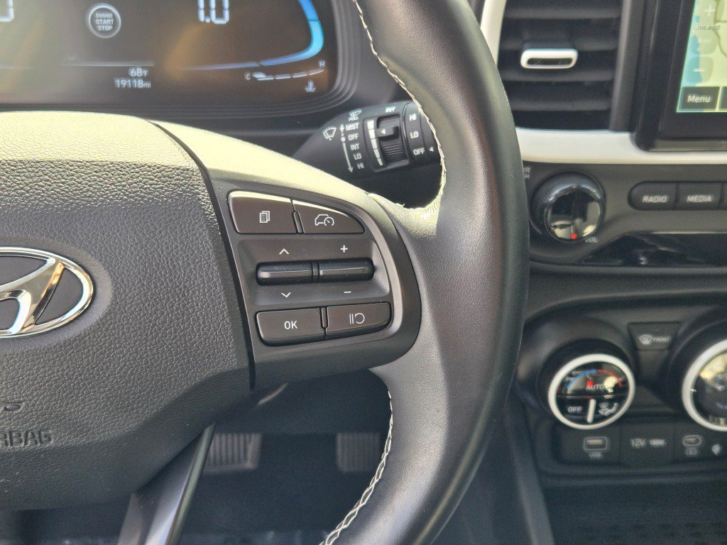 Certified Used 2023 Lunar Hyundai Limited image 26