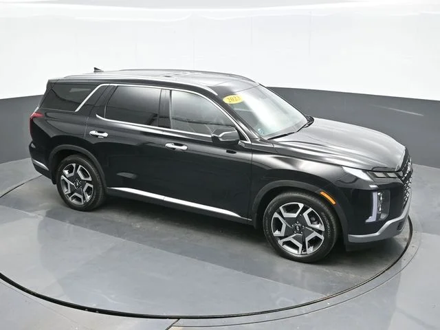 Used 2023 Black Hyundai Limited image 15
