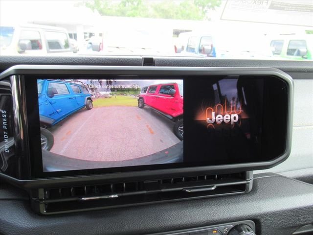 New 2026 Black Clear-Coat Exterior Paint Jeep Sport S image 27
