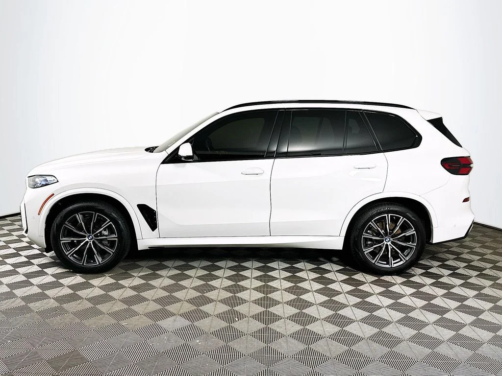 Certified Used 2024 Alpine White BMW xDrive40i image 8