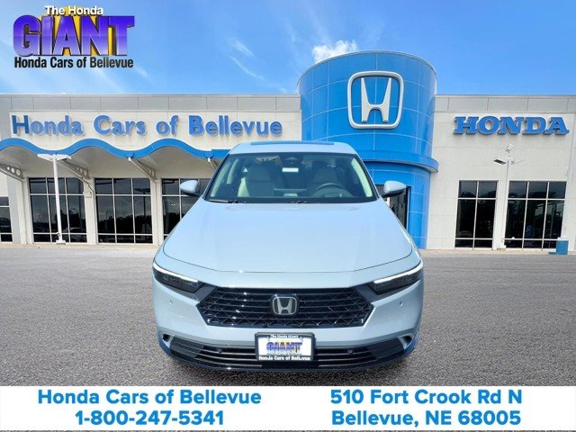 New 2026 Urban Gray Pearl Honda Touring image 2