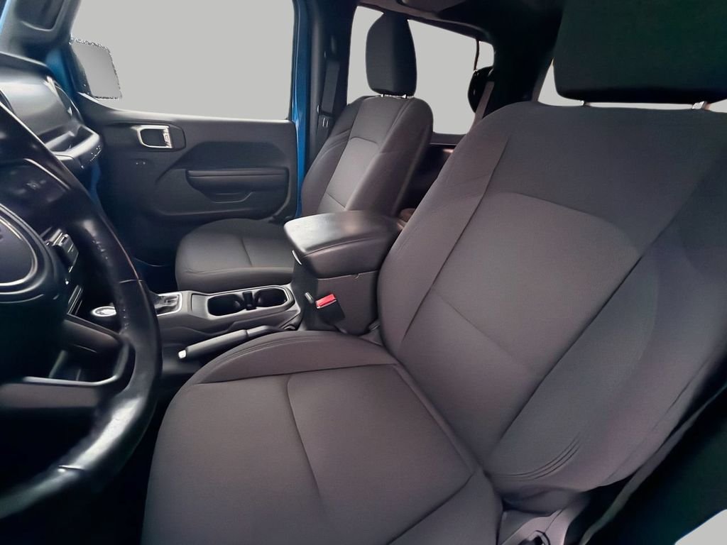 Used 2022 Blue Jeep Willys image 16