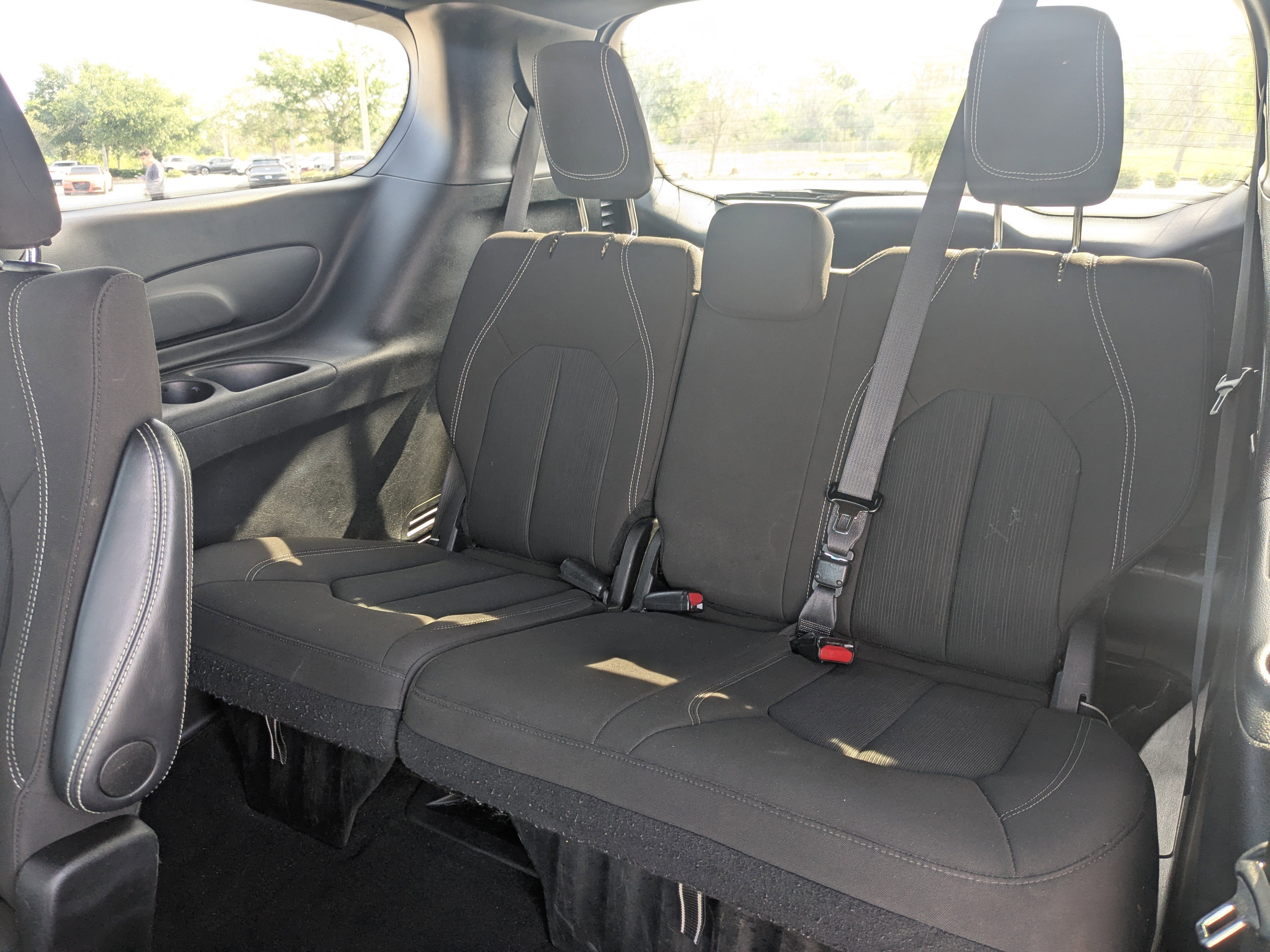 Used 2024 Fathom Blue Pearlcoat Chrysler Touring image 17