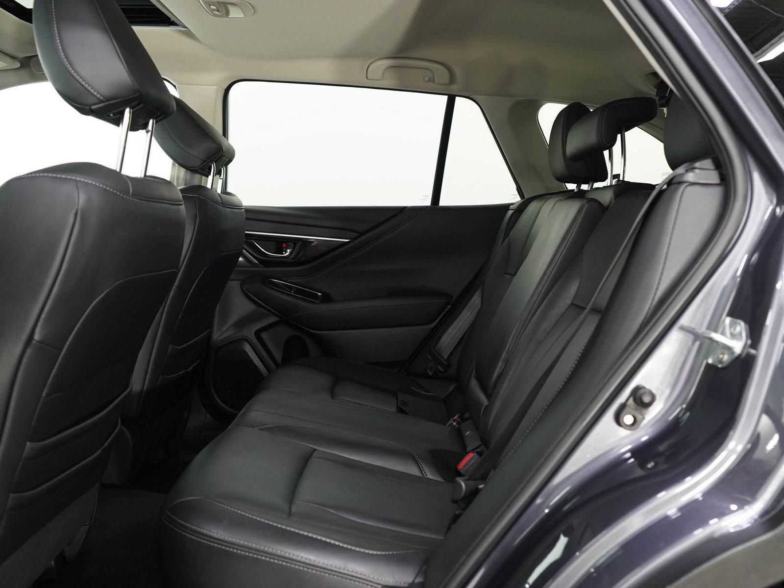 Used 2024 Magnetite Gray Metallic Subaru Touring image 17