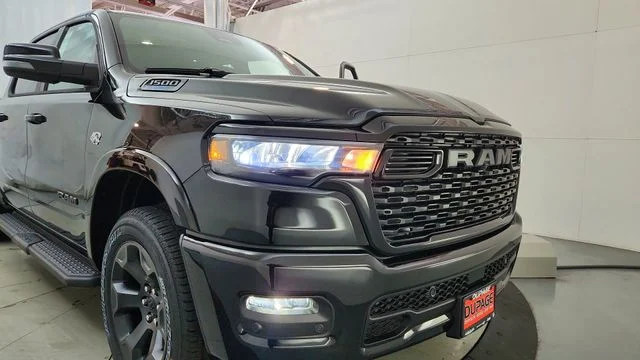 New 2026 Diamond Black Crystal Pearl-Coat Exterior Paint RAM Big Horn/Lone Star image 16