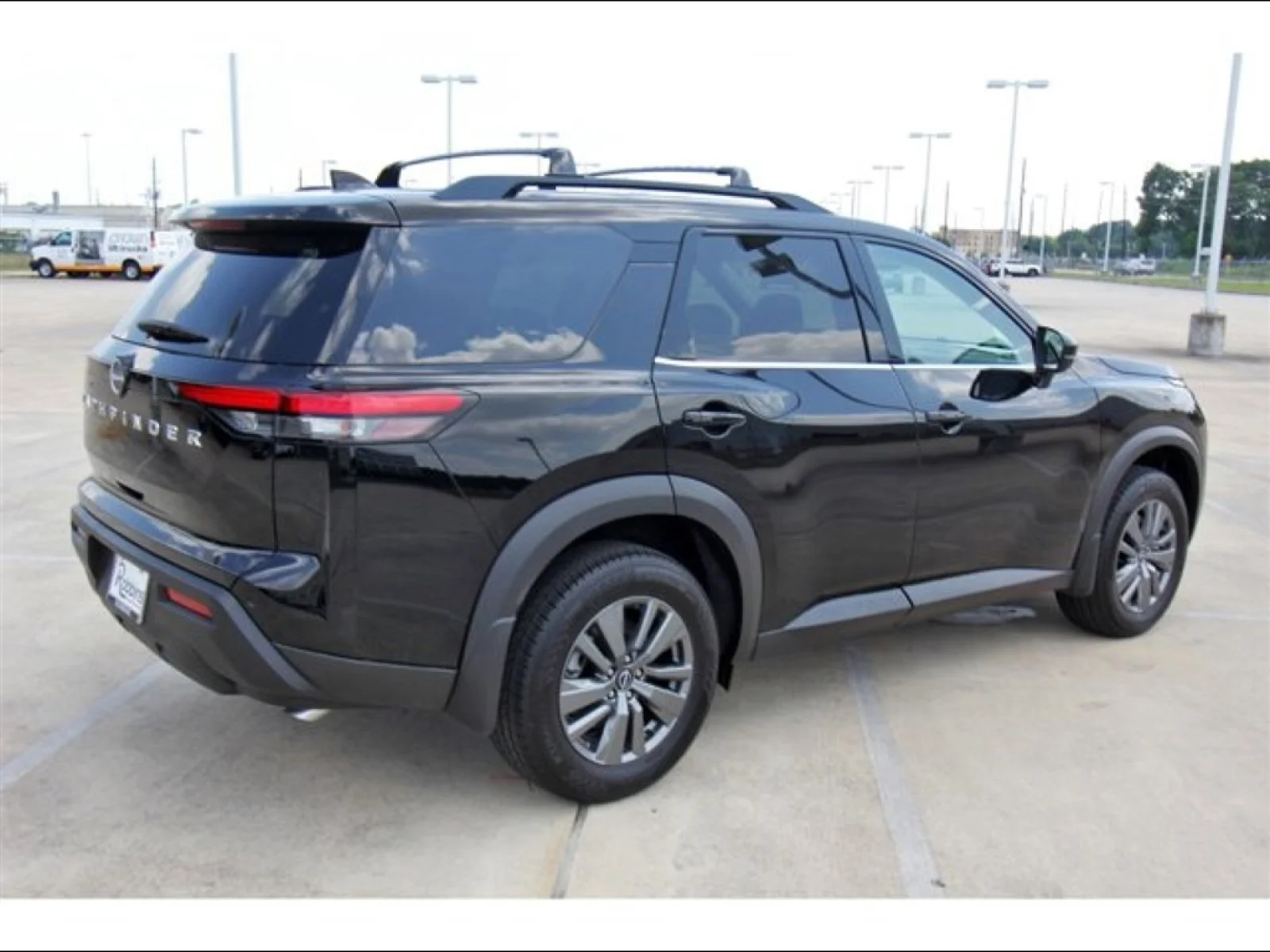 2025 Nissan Pathfinder SV - 4