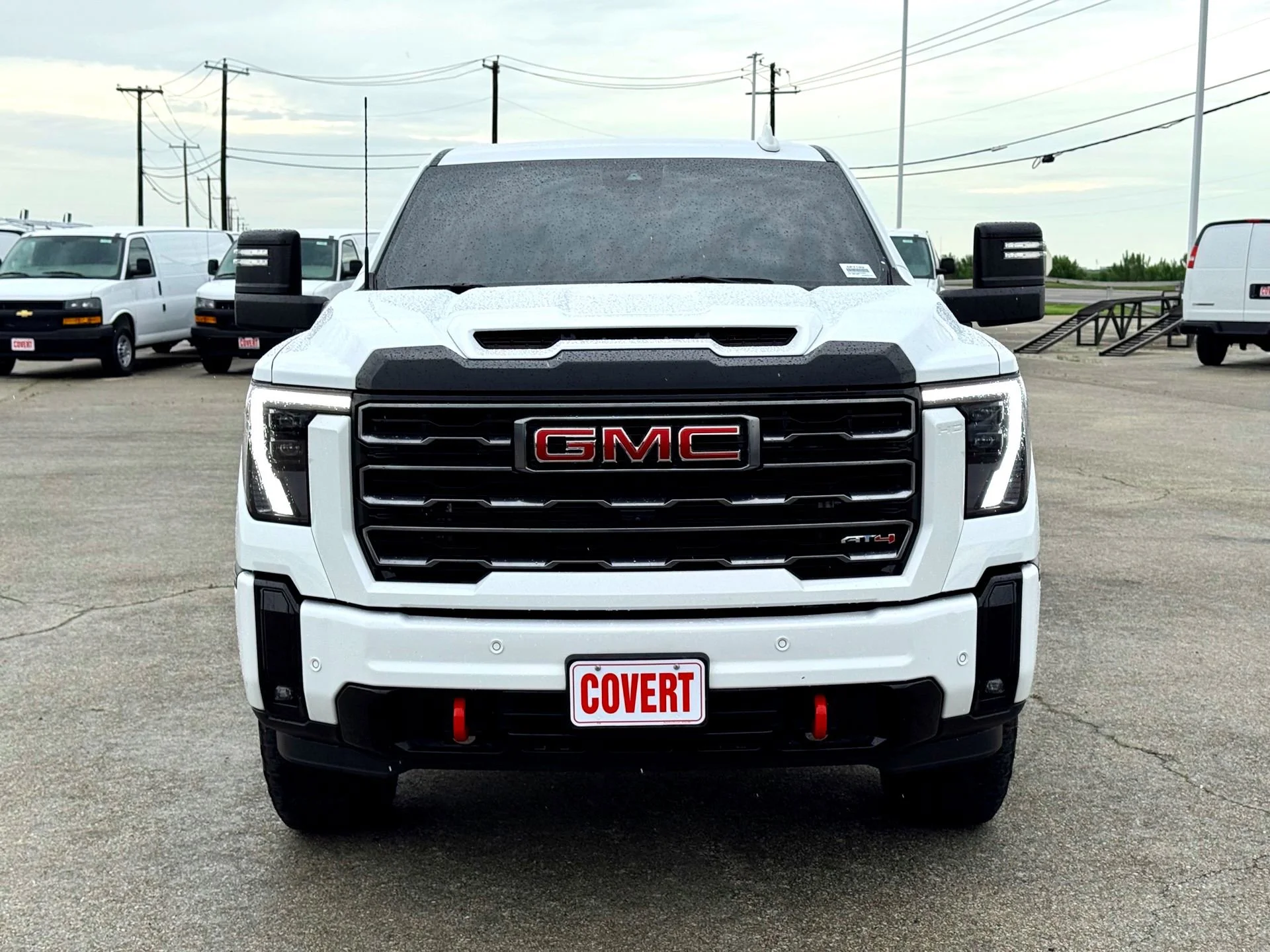 Used 2025 Summit White GMC AT4 image 4