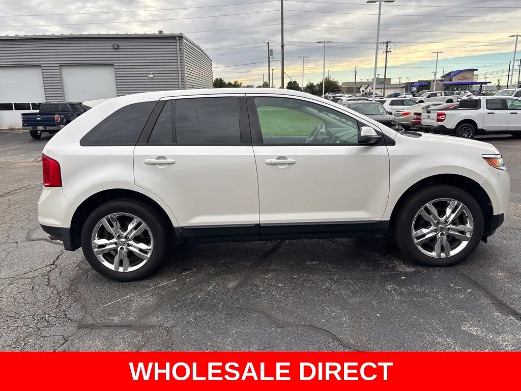Used 2013 White Ford SEL image 6