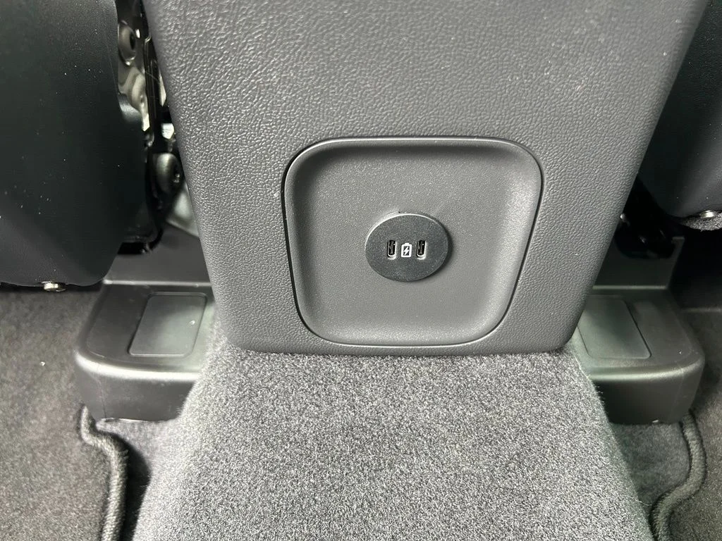 2026 Ford Escape ST-Line - Photo 13
